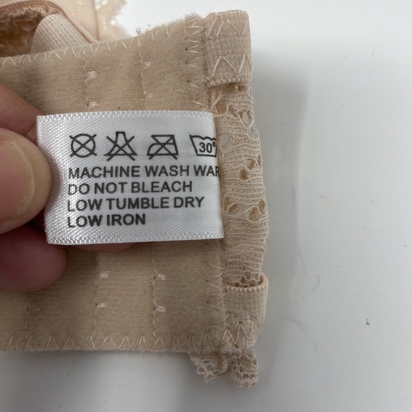 YouMita Underwear Style 78201 Size 32B Bra - A101 - Picture 9 of 10